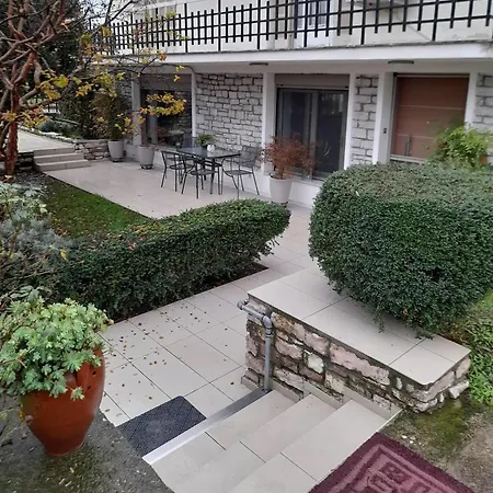 Βίλα Lovely Stonehouse Τρίκαλα