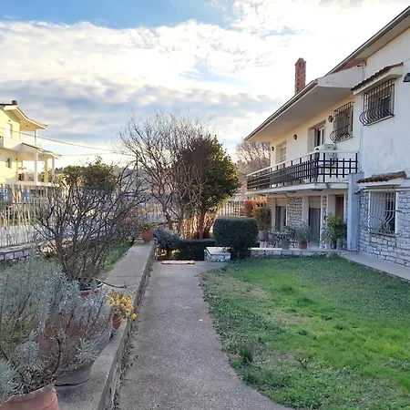 Βίλα Lovely Stonehouse