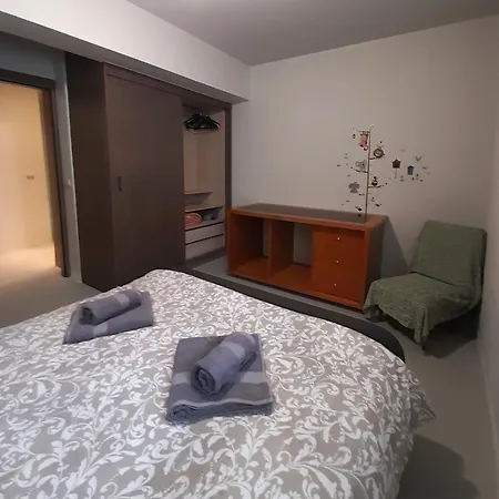 Lovely Stonehouse Βίλα