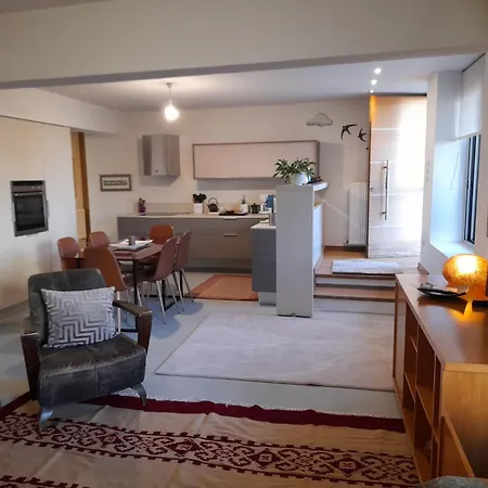 Lovely Stonehouse * Τρίκαλα